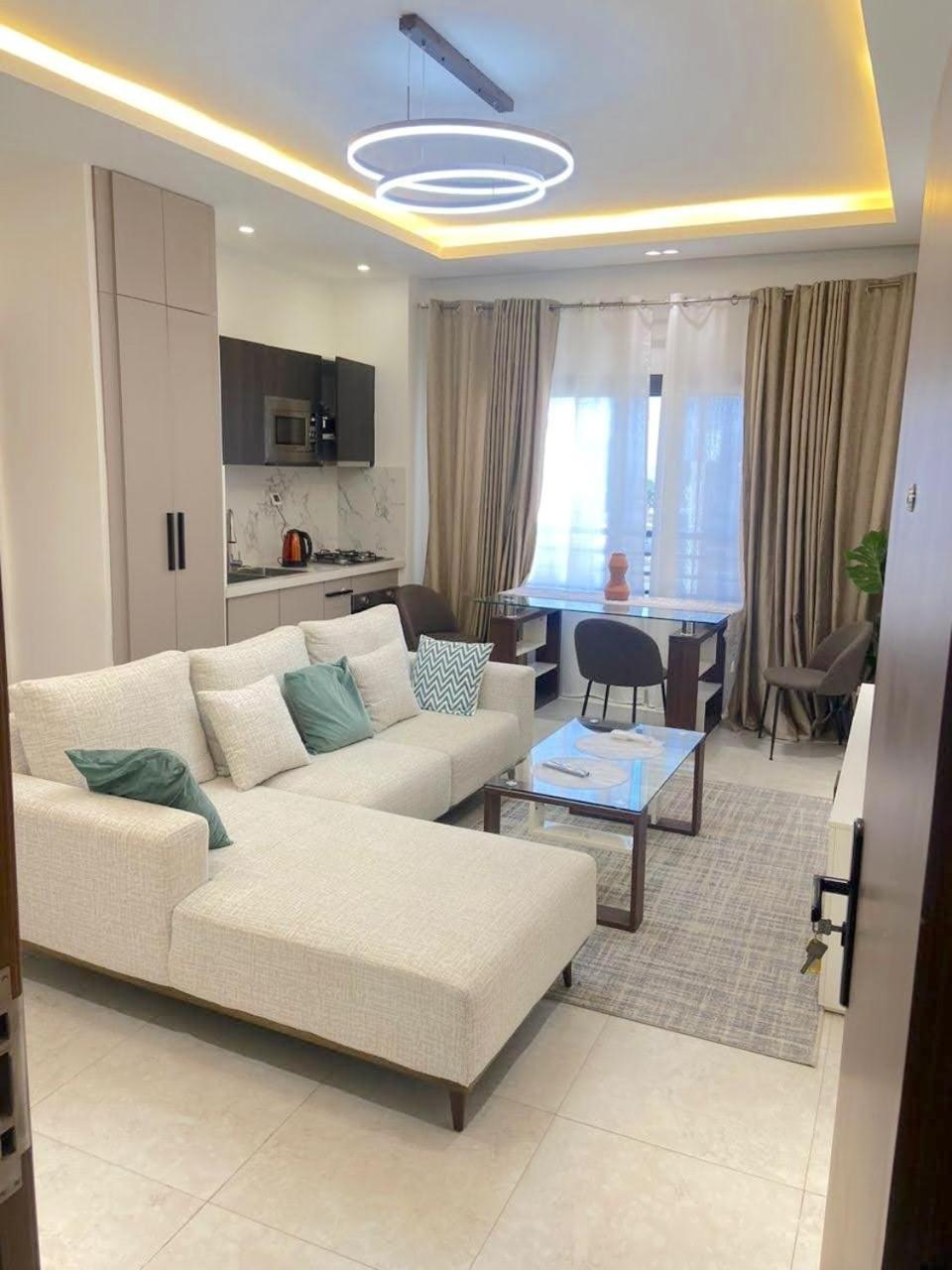 F2 Chic A Mermoz - Luxe & Comfort